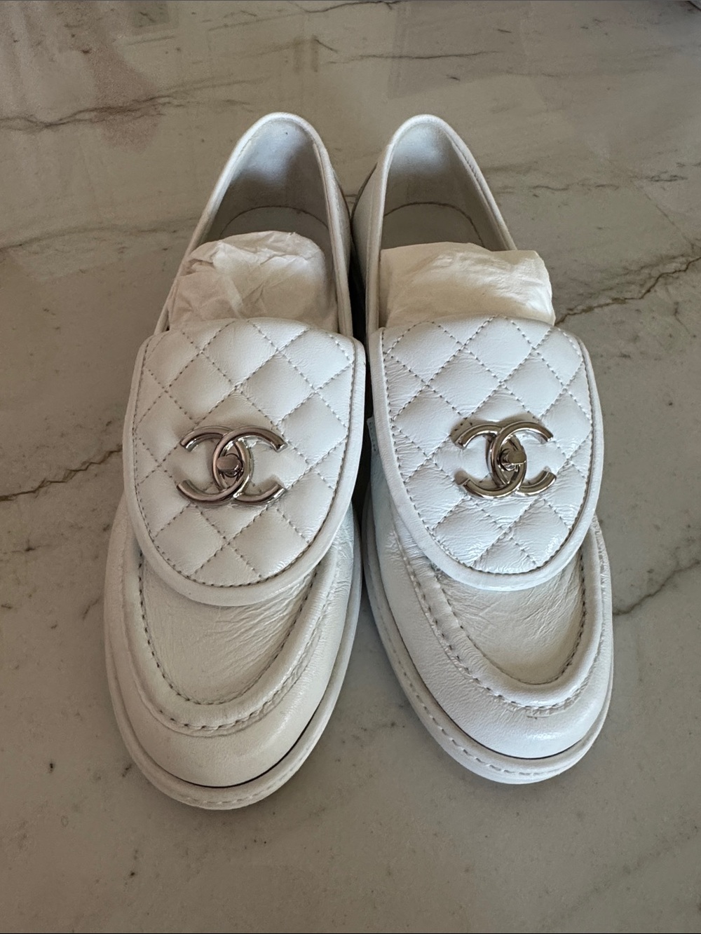 CHANEL White Quilted CC Logo Leather Loafers 39.5